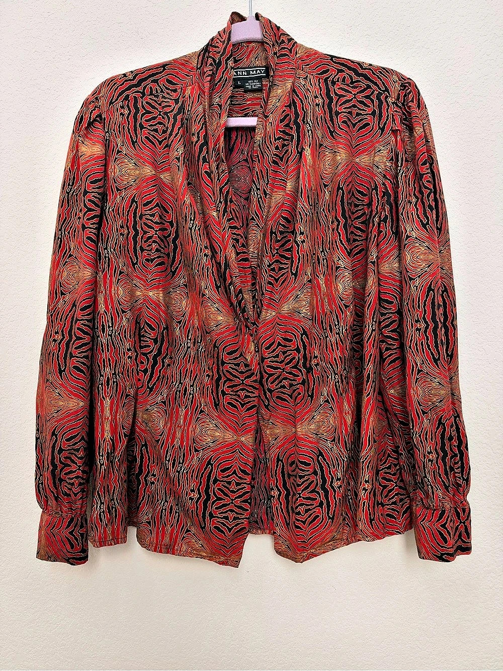 Vintage Ann May Abstract Silk Blouse in Red & Black Size Large Like New